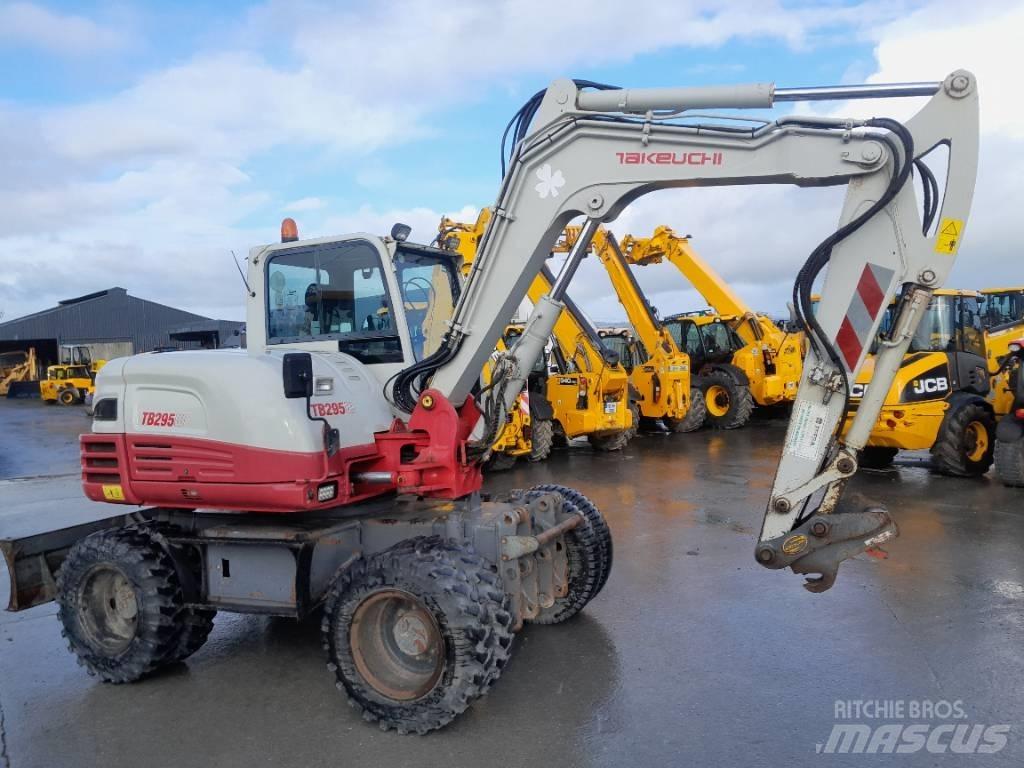 Takeuchi TB 295 W Bageri točkaši