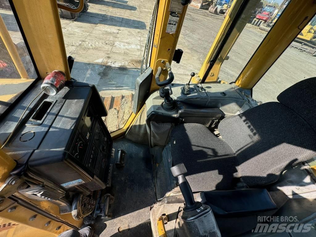 CAT D 6 N LGP Buldožeri guseničari