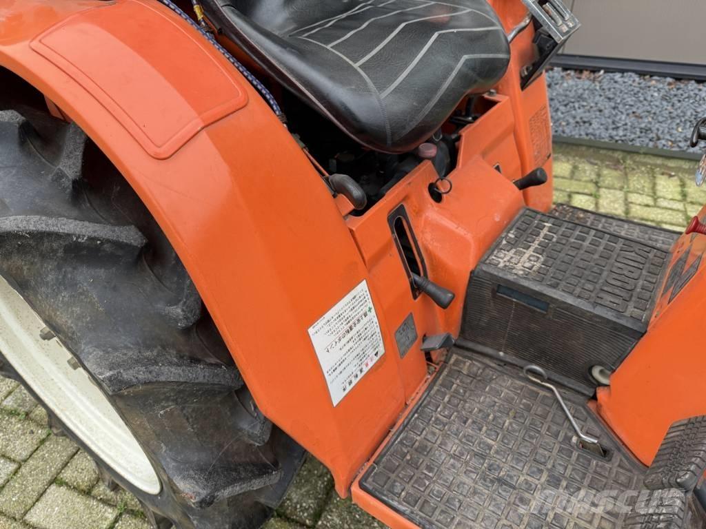 Kubota Bultra B1 - 17 Traktori