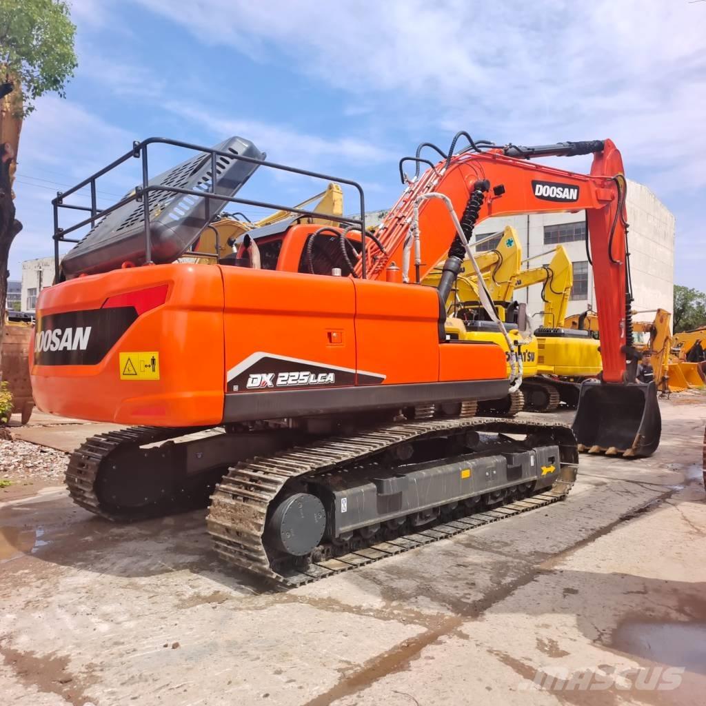 Doosan DX 225 LC-9C Bageri guseničari