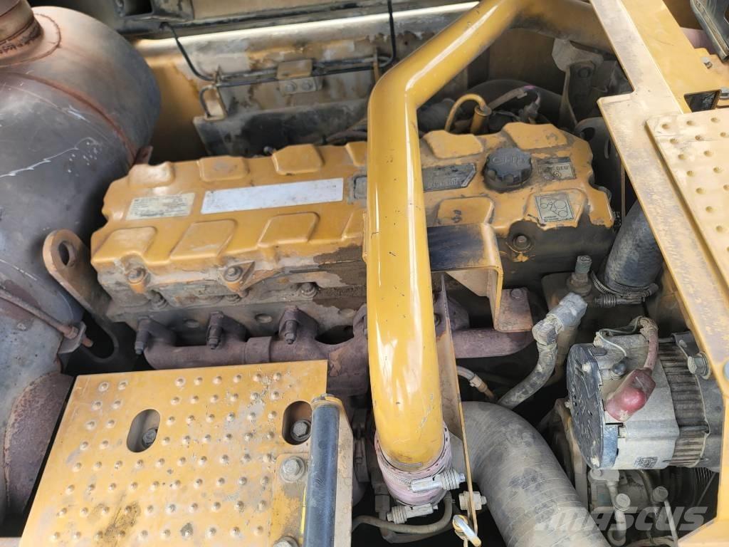 CAT 336D2L Bageri guseničari