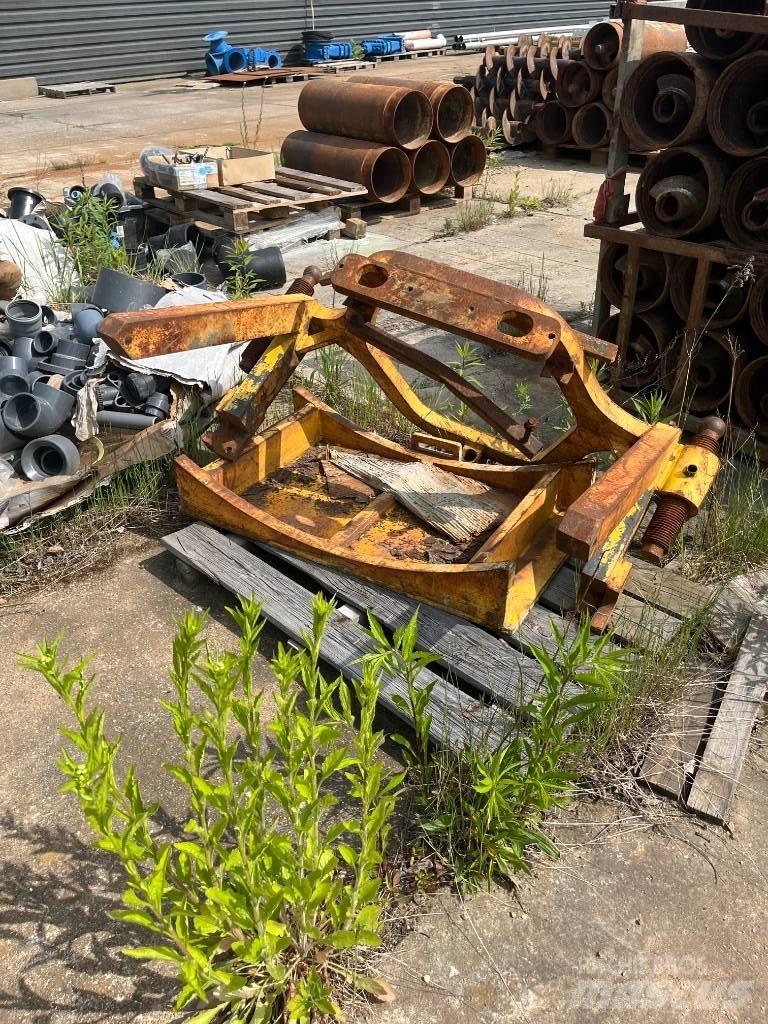 PERFORATOR PBA95 Oprema za bušenje u tunelima i podzemnim rudnicima
