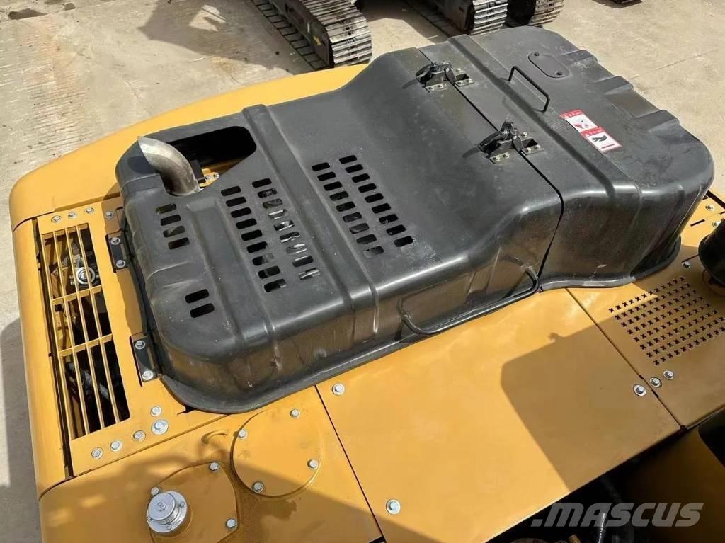 Sany SY215C Bageri guseničari