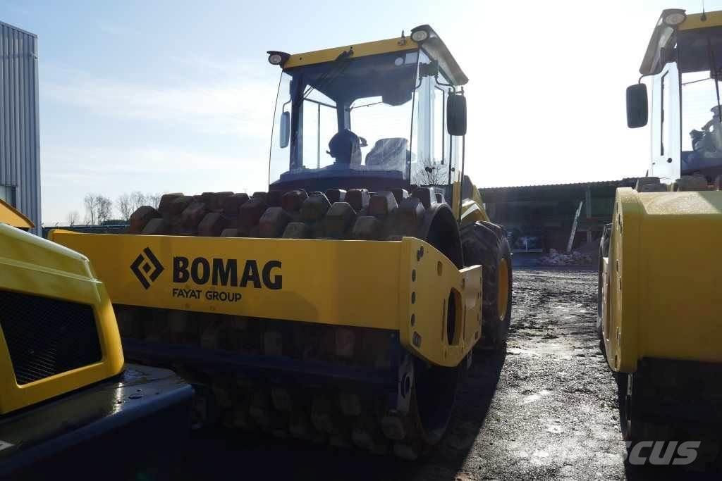 Bomag BW 213 PDH-5 Nabijači zemlje