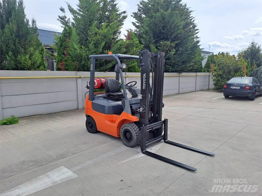 Toyota 7FGF15 Plinski viljuškari