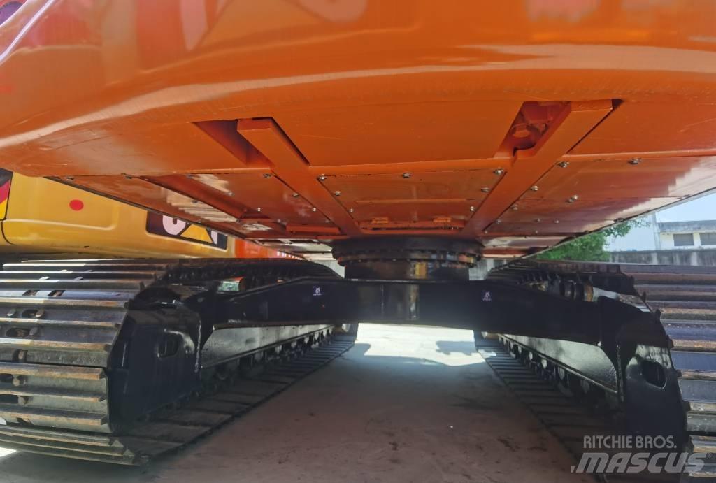 Doosan DX 225 LC Bageri guseničari