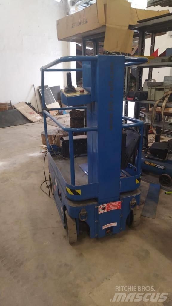 UpRight TM12 Makazaste platforme