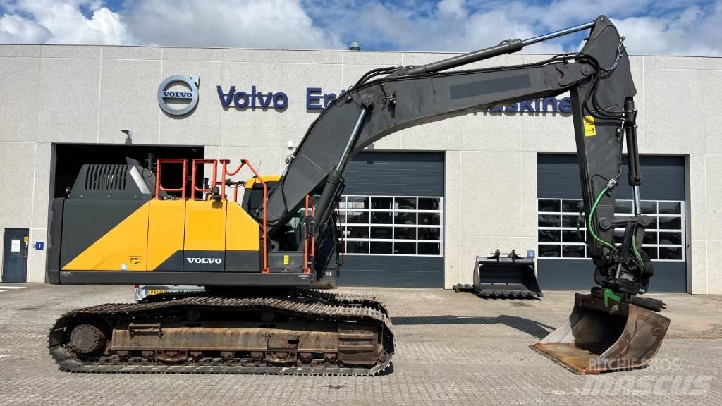 Volvo EC300EL Bageri guseničari