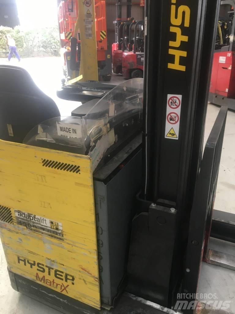 Hyster R1.6 Viljuškari sa pomičnim stupom