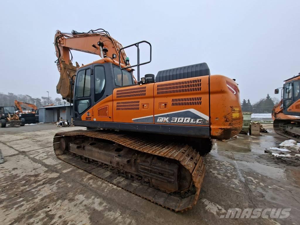 Doosan DX 300 LC-7 Bageri guseničari