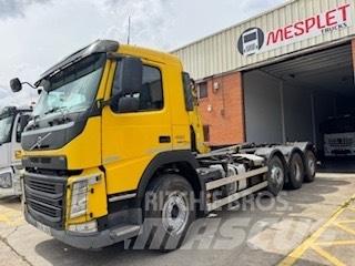 Volvo FM 460 Rol kiper kamioni sa kukom za podizanje tereta
