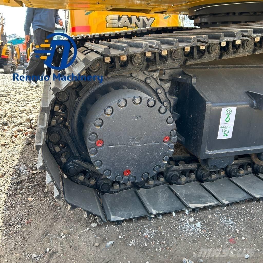 Komatsu PC200-8 Bageri guseničari