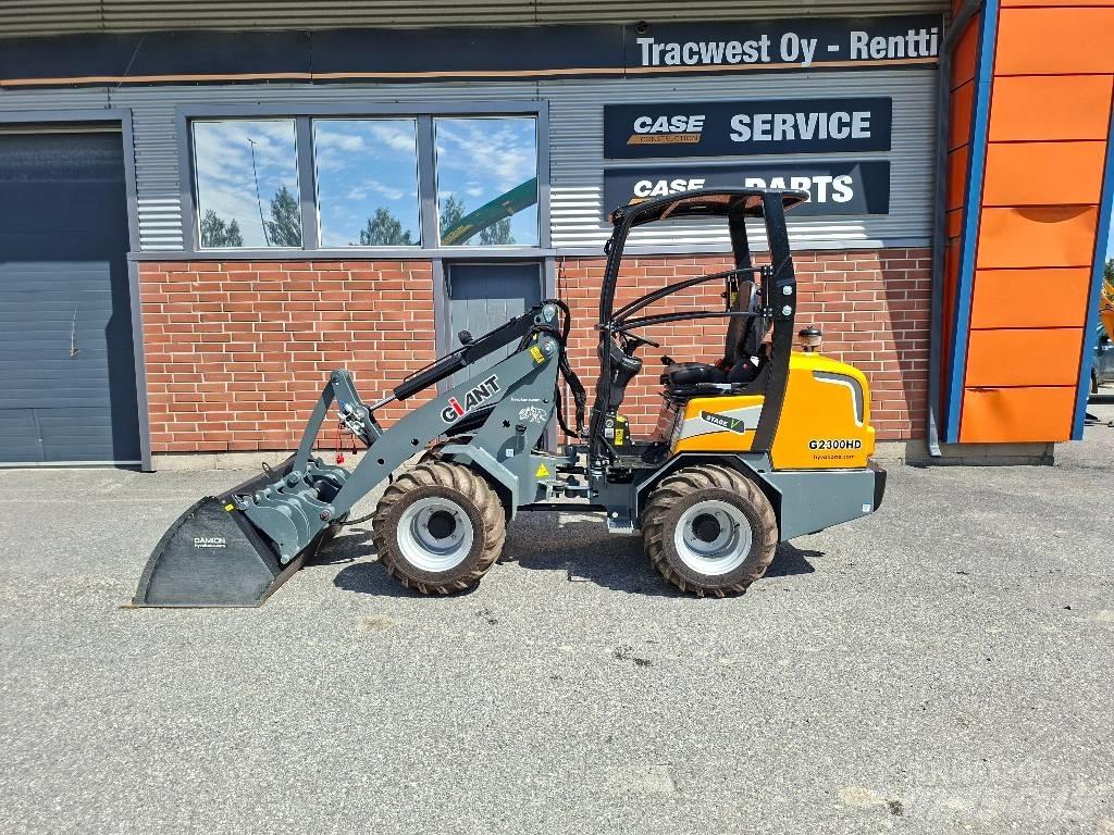 GiANT G 2300 HD Višenamenski utovarivači