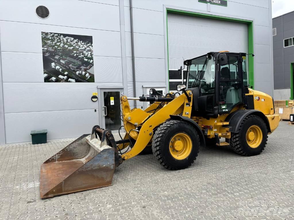 CAT 908 M Utovarivači na točkove