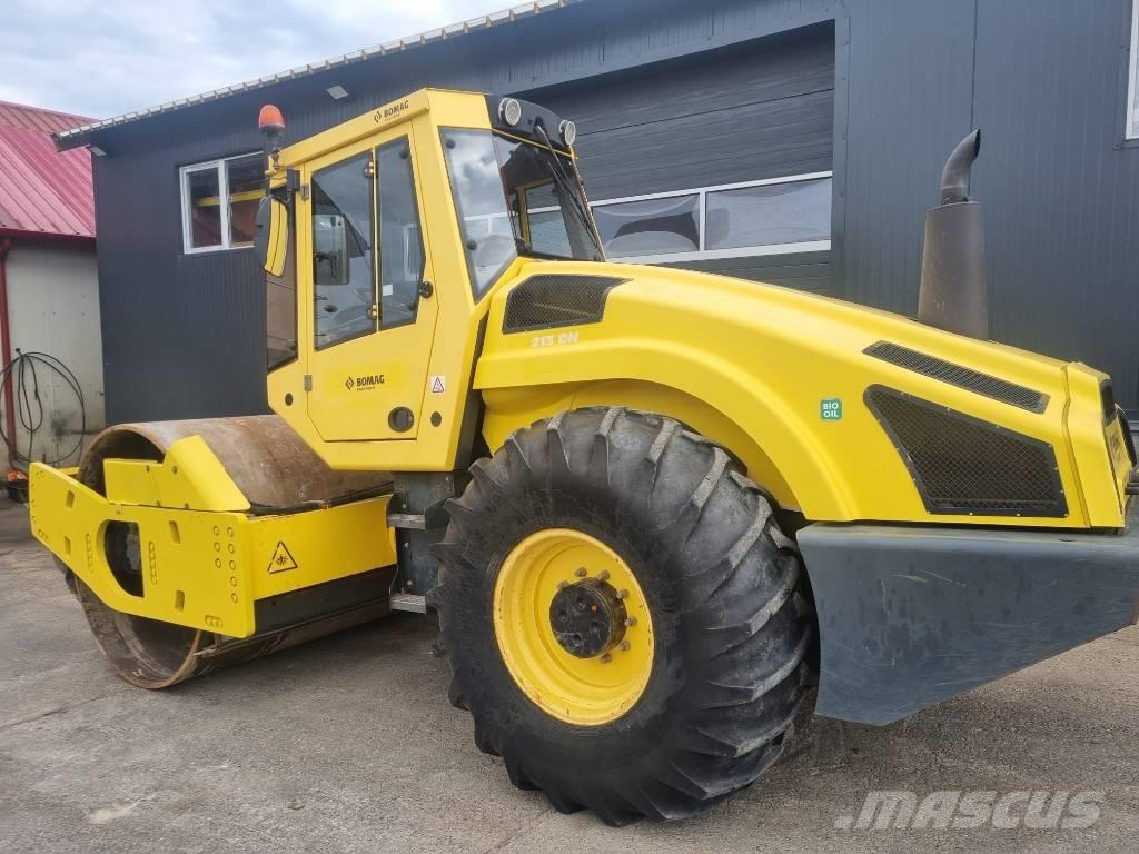Bomag 213HD Gumeni valjci na točkovima
