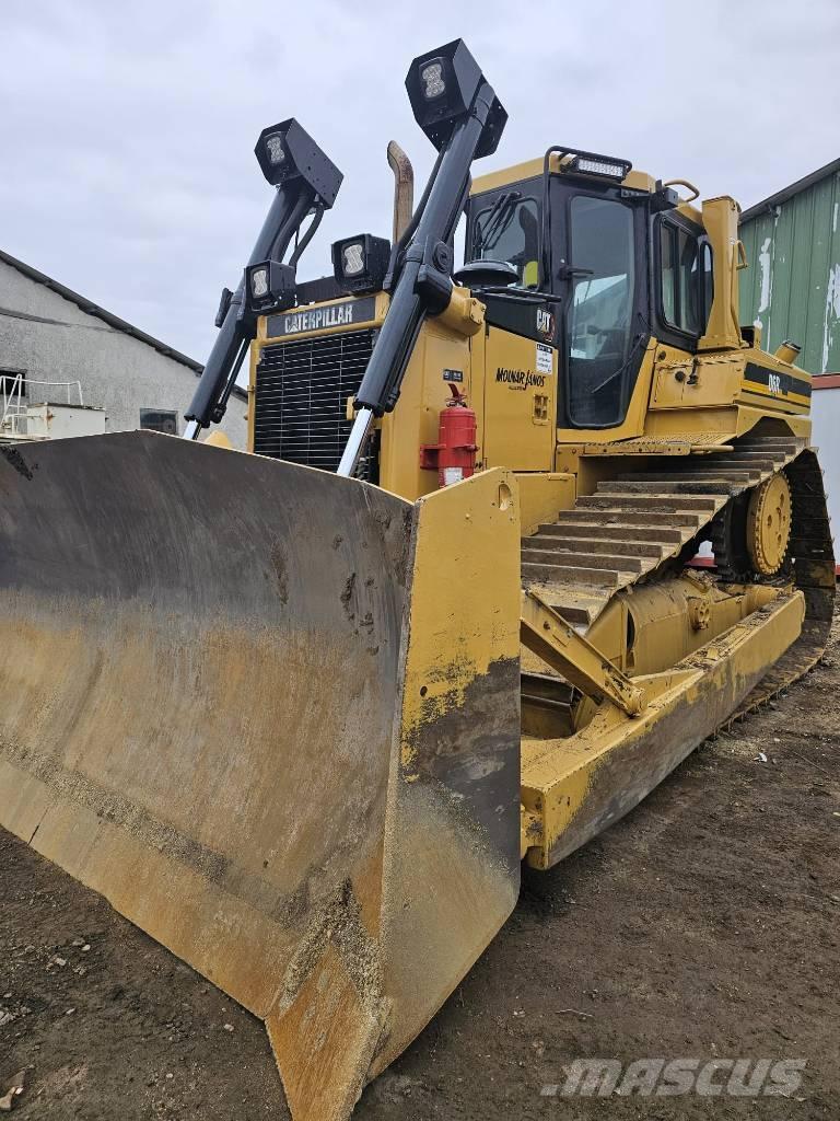 CAT D 6 R III Buldožeri guseničari