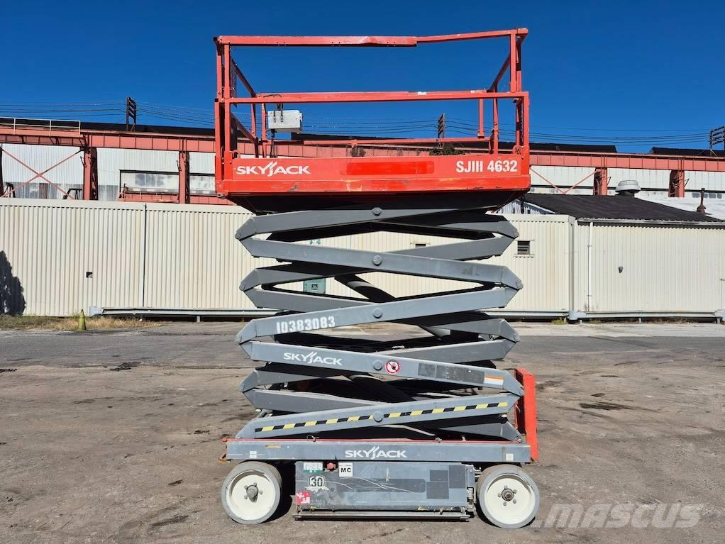 SkyJack SJ 4632 Makazaste platforme