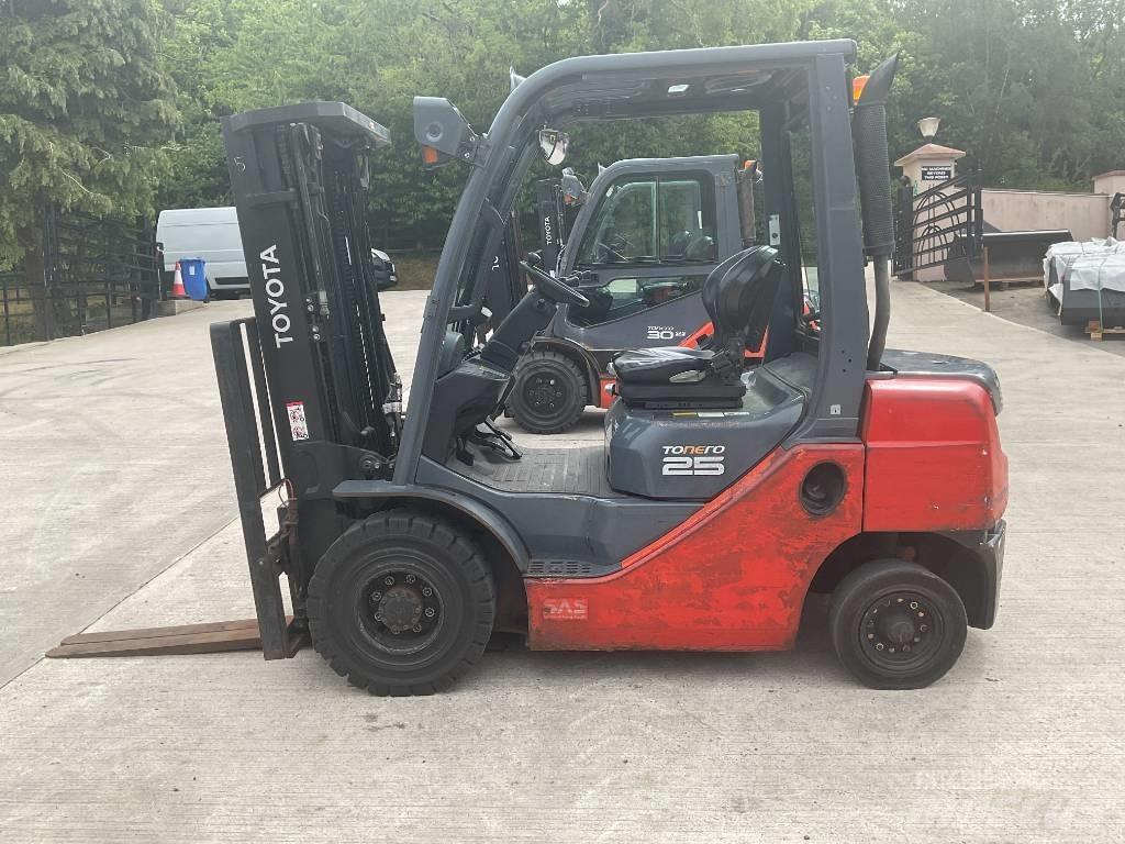 Toyota 02-8 FDF 25 Dizelski viljuškari