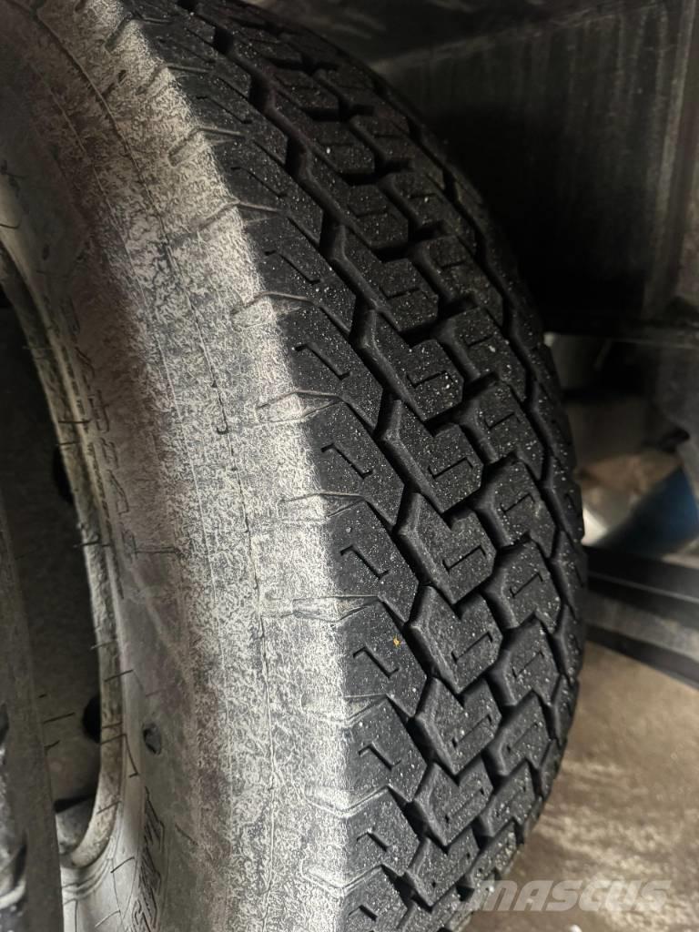 Broshuis jumbo Poluprikolice sa otvorenim sandukom