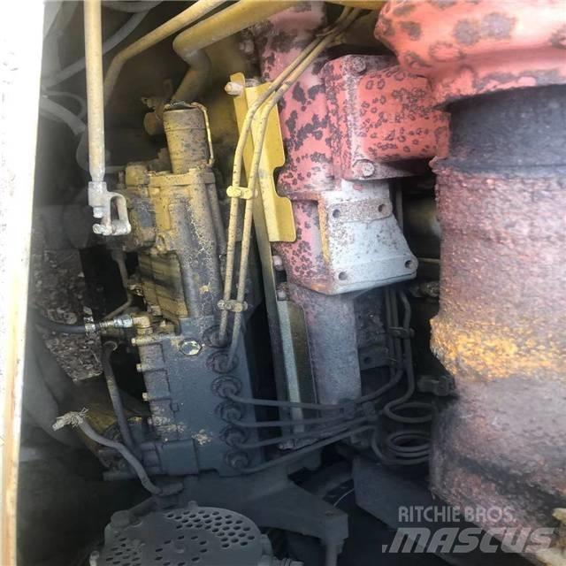 CAT D 7 R Buldožeri guseničari
