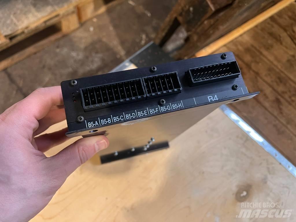 Valmet 5216101 Elektronika
