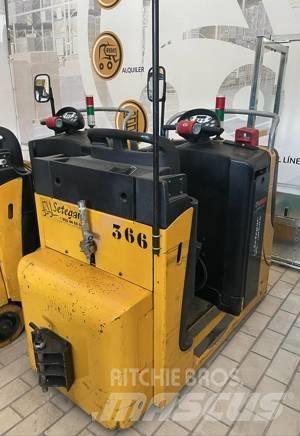 Still CX-Z30 Tegljači
