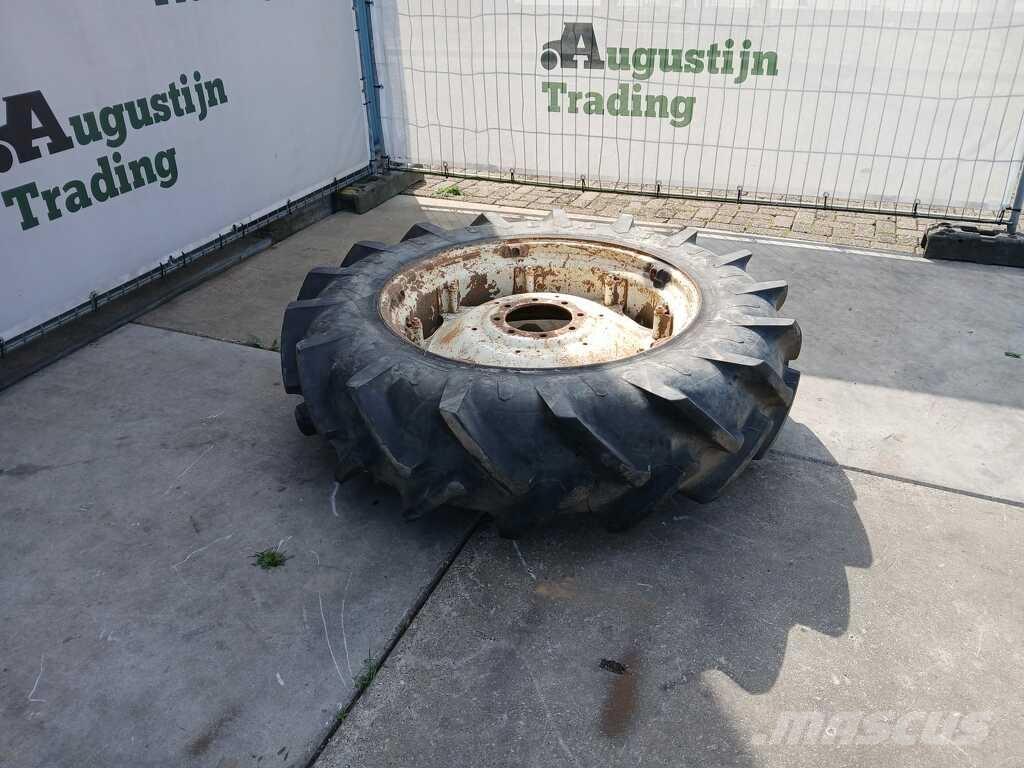 Renault 781-4 Traktori