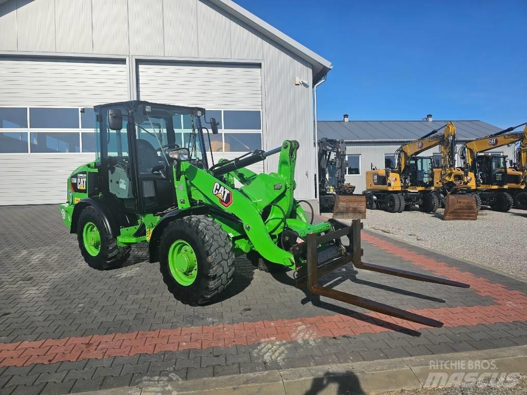 CAT 906 M Utovarivači na točkove