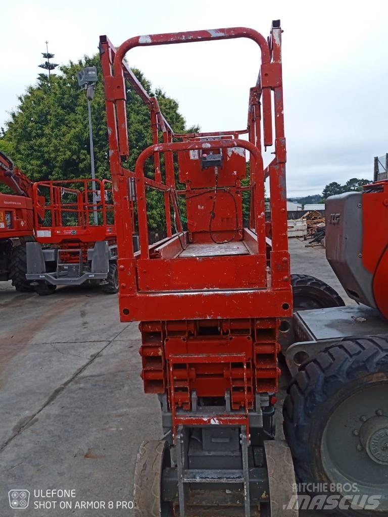 JLG 2630 ES Makazaste platforme