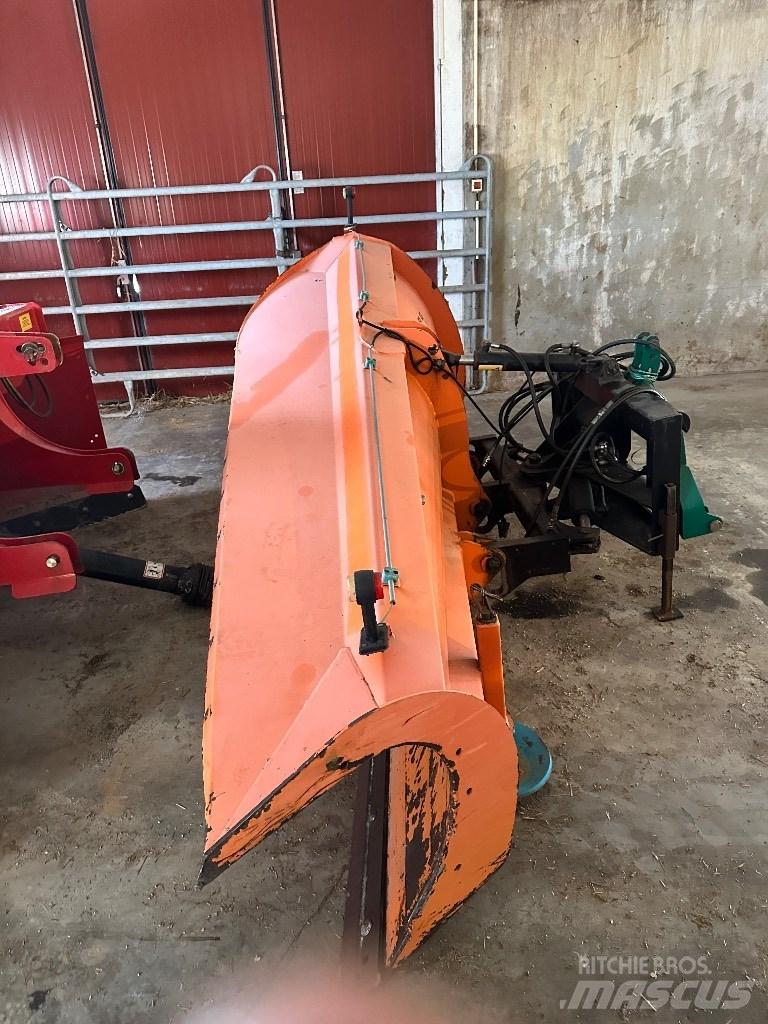FMG AA 300 Snežne daske i plugovi