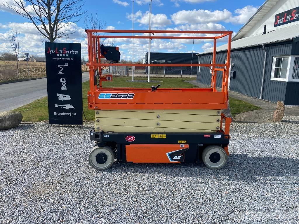 JLG ES 2632 Makazaste platforme