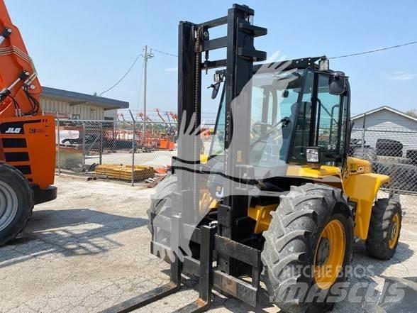 JCB 940 Vanterenski viljuškar
