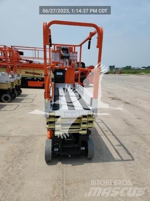 JLG 1930ES Makazaste platforme