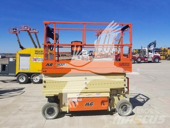JLG 2632ES Makazaste platforme