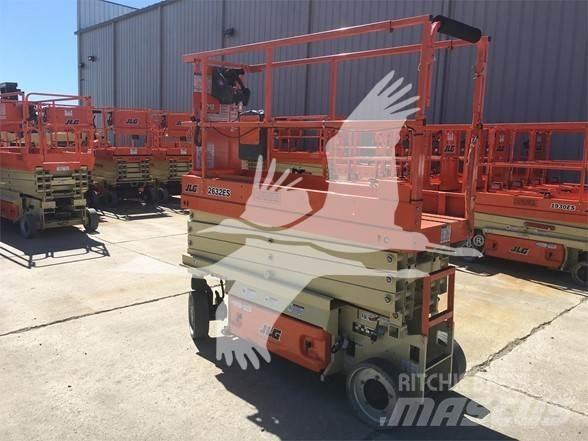 JLG 2632ES Makazaste platforme