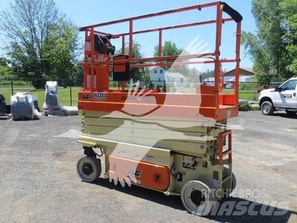 JLG 2632ES Makazaste platforme