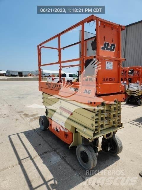 JLG 2632ES Makazaste platforme