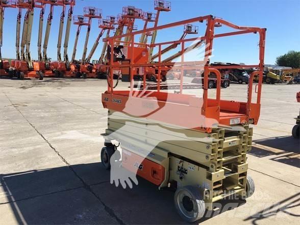 JLG 2646ES Makazaste platforme