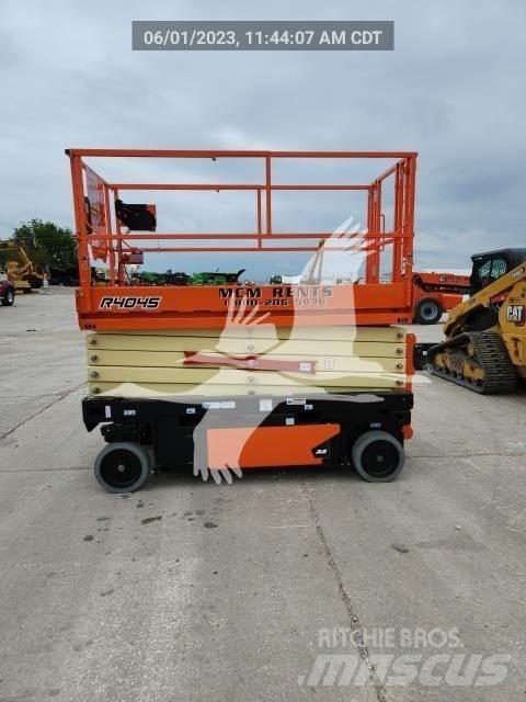JLG 4045R Makazaste platforme