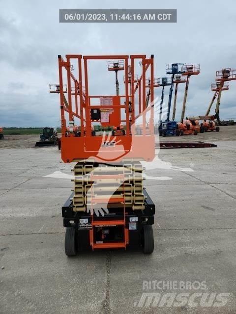 JLG 4045R Makazaste platforme