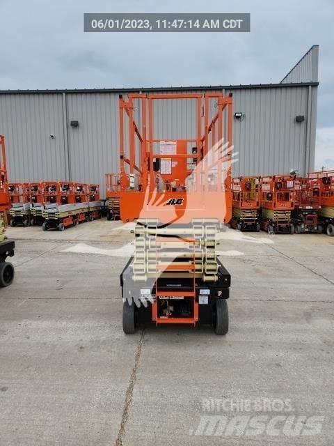 JLG 4045R Makazaste platforme