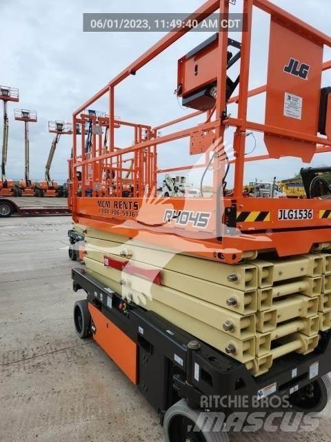 JLG 4045R Makazaste platforme