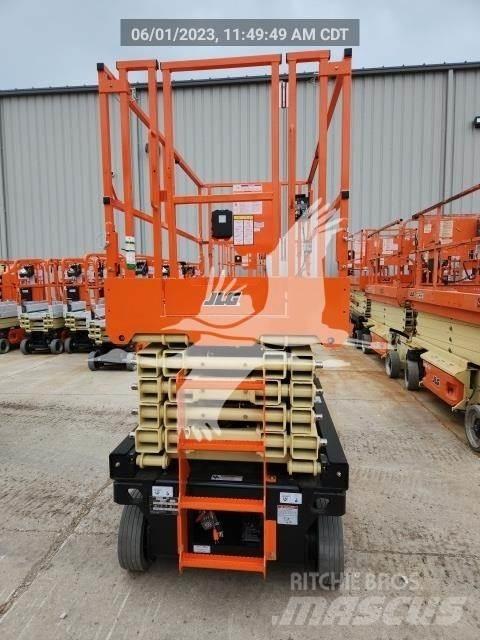 JLG 4045R Makazaste platforme
