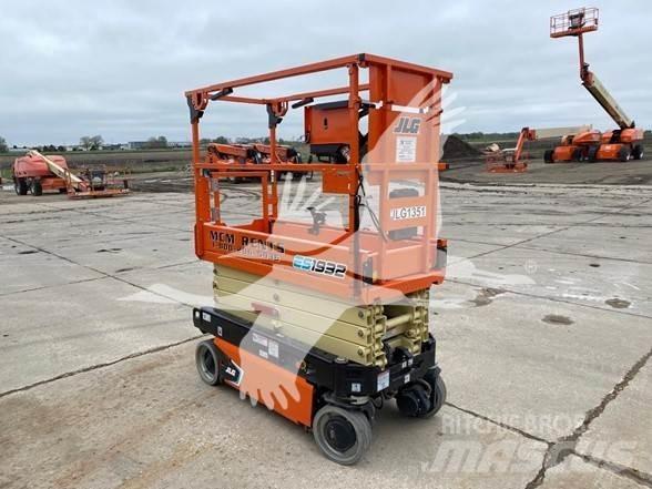 JLG ES1932 Makazaste platforme