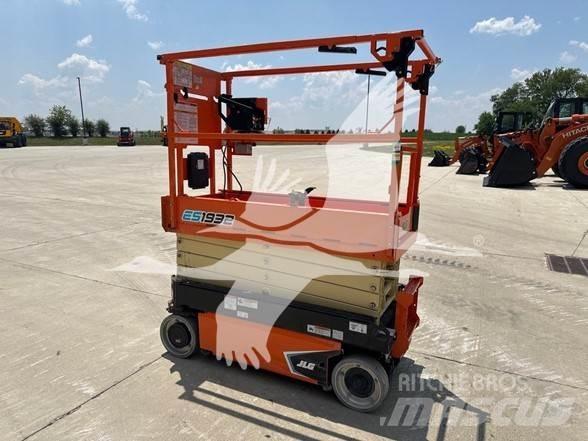 JLG ES1932 Makazaste platforme