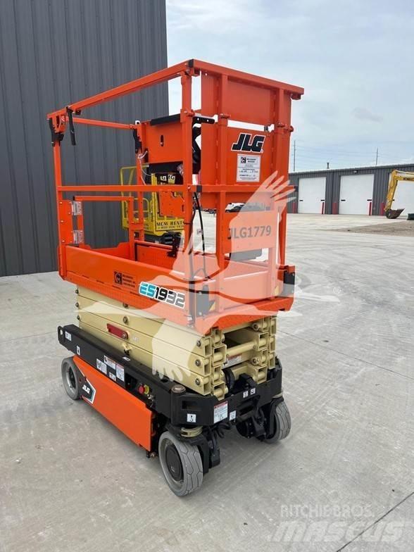 JLG ES1932 Makazaste platforme