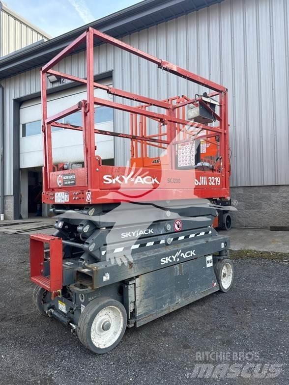 SkyJack SJ3219 Makazaste platforme