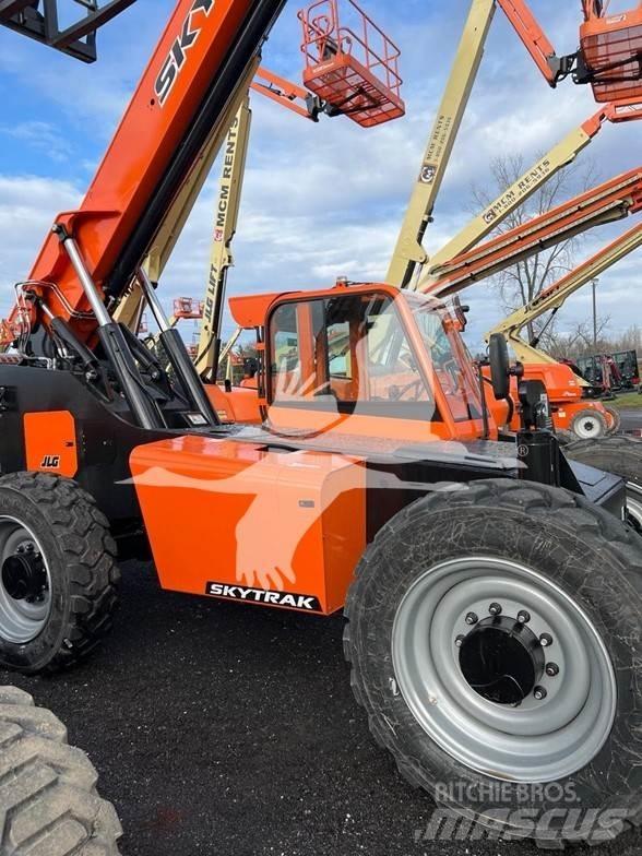 SkyTrak 8042 Teleskopski viljuškari