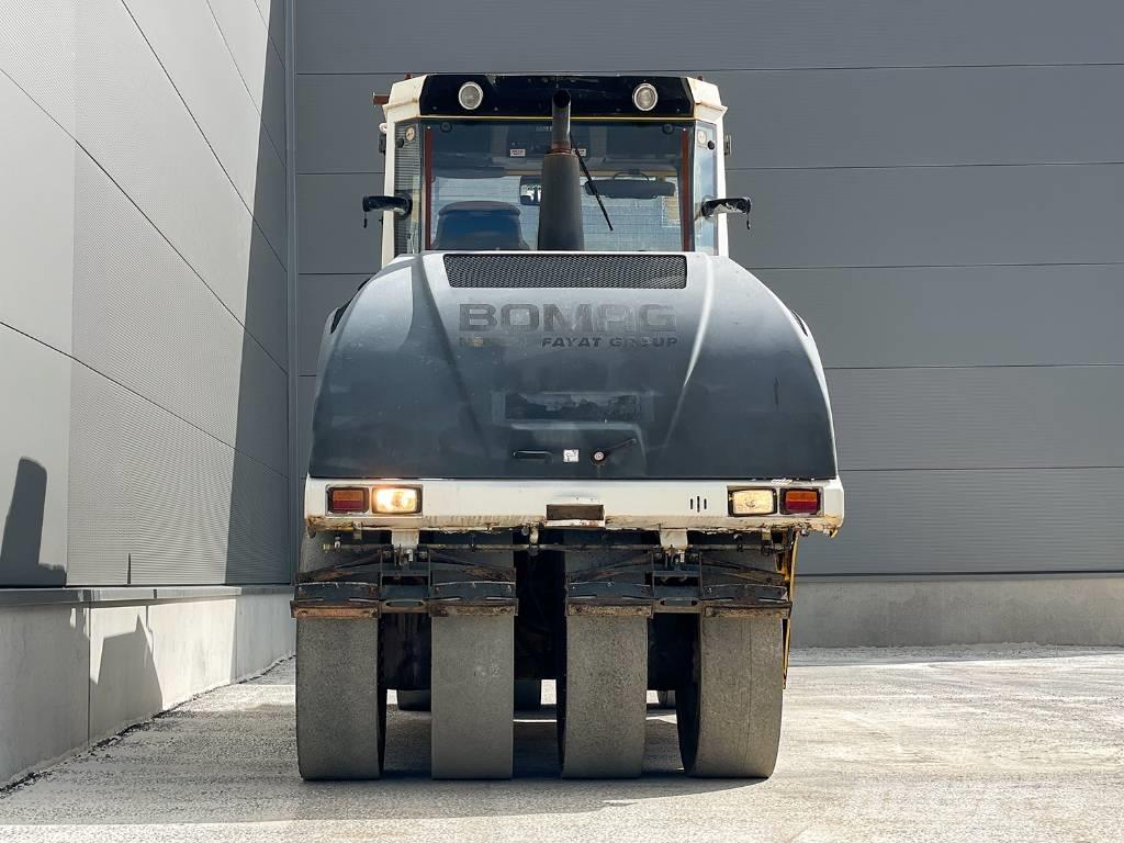 Bomag BW 24 RH Gumeni valjci na točkovima
