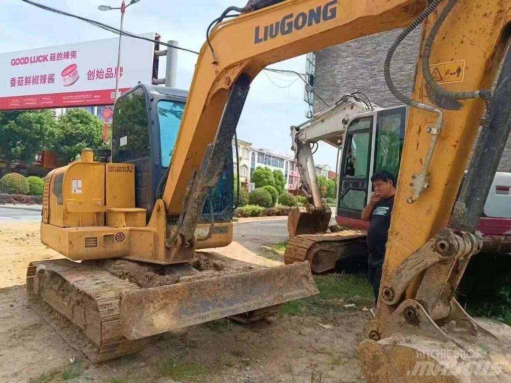 LiuGong 9055E Bageri guseničari